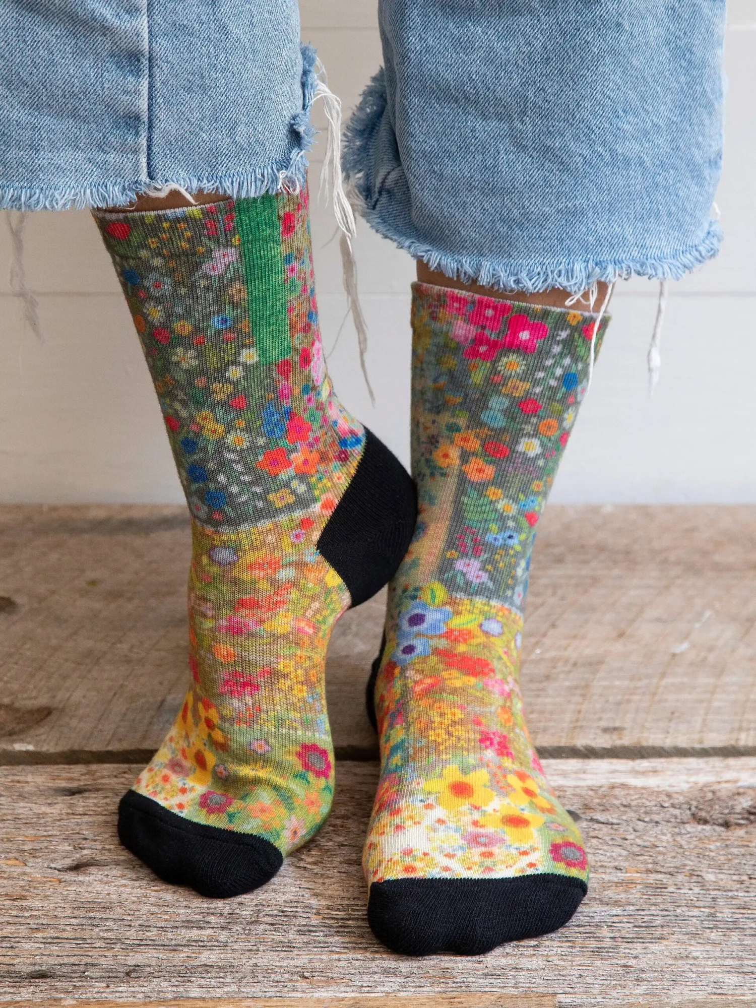 Natural Life Printed Weekend Sock Set, Set Of 2 - Mountains Are Calling 4 Natural Life Printed Weekend Sock Set, Set Of 2 - Mountains Are Calling - Image 2